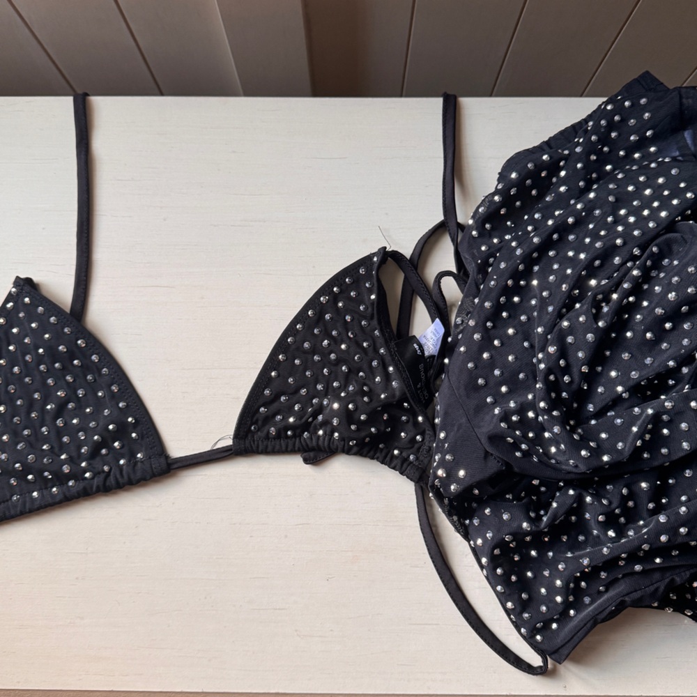 Hot & Delicious Black Bikini Set